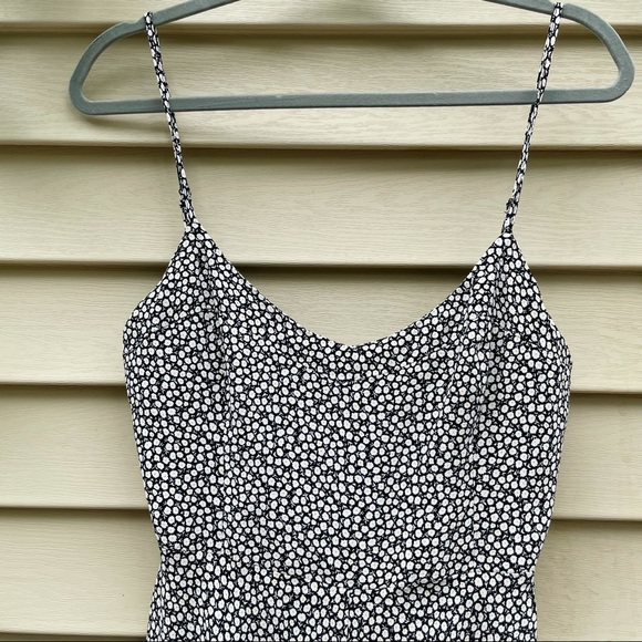 Zara Daisy Romper - Picture 5 of 8